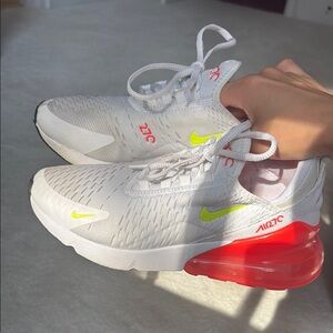 Nike Air Max 270: size 6.5 great condition only worn indoors